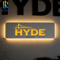 Boîte à lumière LED sur mesure avec pochoirs, murale, en acier inoxydable, creuse, pour décoration de devanture de boutique de vêtements de créateur, IP65