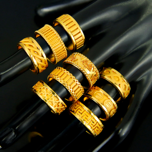 Anillos de Diseñador de Moda Personalizados al por Mayor, Anillos de Lujo para Mujer Chapados en Oro de 24k Que No Se Deslustran, para Usar en Fiestas - Product Image 2