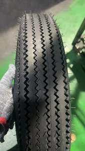 Pneus en caoutchouc à bas prix de qualité supérieure de <span class=keywords><strong>17</strong></span> <span class=keywords><strong>pouces</strong></span> 4.00-<span class=keywords><strong>17</strong></span> 4.50-<span class=keywords><strong>17</strong></span> 5.00-<span class=keywords><strong>17</strong></span> pour <span class=keywords><strong>pneu</strong></span> en dents de scie <span class=keywords><strong>vintage</strong></span> de <span class=keywords><strong>moto</strong></span> - Product Image 2