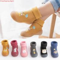 Dropshipping Shopify Agent 2025 Automne et hiver Chaussures et chaussette d'intérieur pour bébé avec fond mou épais et chaud