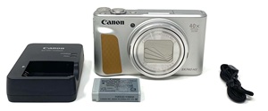 กล้องถ่ายรูปดิจิตอลแบบพกพา US Point and Shoot พร้อมจอ LCD 3.0 นิ้ว สีเงิน (2956C001) - Product Image 2