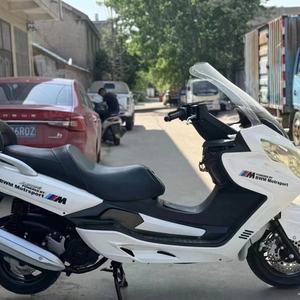 Motocicleta Scooter Usada T3 Cruiser de Gasolina con Altavoz Bluetooth Integrado, Motocicletas Deportivas Populares, Motocicleta de Calle - Product Image 2