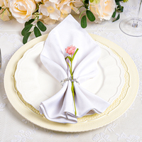 Nouvelle conception de vaisselle de mariage en céramique de 14 pouces, assiettes de présentation en porcelaine à dentelle festonnée et gaufrée, crème, rose, bleu, vente en gros
