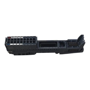 Contrôleurs PLC <span class=keywords><strong>6ES7193</strong></span>-<span class=keywords><strong>6BP00</strong></span>-<span class=keywords><strong>0AB0</strong></span> 6ES7135-6HD00-0BA1 6ES7134-6JF00-0CA1 <span class=keywords><strong>6ES7193</strong></span>-<span class=keywords><strong>6BP00</strong></span>-0DA0 Neufs et d'origine, Démarreurs de moteur en stock - Product Image 2