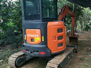 Excavatrice sur chenilles Hitachi ZX35u d'occasion en bon état, modèle 2020, poids en ordre de marche de 3.5 tonnes, avec pompe à moteur, boîte de vitesses et PLC - Product Image 5