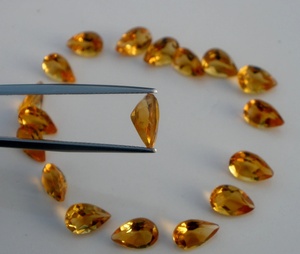 พลอยซิทรินทรงลูกแพร์เจียระไนแบบเหลี่ยมธรรมชาติ ขนาด 9x6 มม. สีเหลือง 1.5 กะรัต เรืองแสง สำหรับทำเครื่องประดับ - Product Image 5