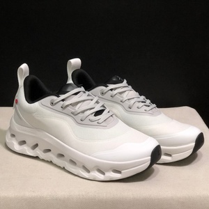 Chaussures de sport pour hommes et femmes de 2e génération, légères, antidérapantes, en mesh respirant, à lacets - Absorption des chocs, confort décontracté - Product Image 2