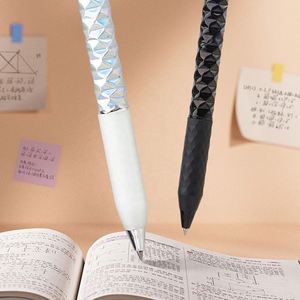 Bolígrafo de Gel con Diseño Geométrico en Forma de Diamante, Extensible, de 0.5mm, de Plástico, Creativo, para Estudiantes - Product Image 4