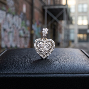 Collar con Colgante de Doble Corazón en Oro Natural de Dos Tonos para Mujer, con Diamante Tallado en Forma de Corazón, Joyería Fina Romántica de Lujo Certificada - Product Image 5
