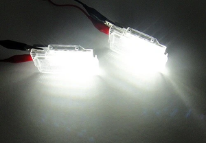 Nouvelle lumière LED pour l'espace de rangement des pieds, le coffre et le hayon, <span class=keywords><strong>blanche</strong></span>, 12V, installation facile pour Peugeot 206 207 307 <span class=keywords><strong>308</strong></span> <span class=keywords><strong>SW</strong></span> RCZ OE 6362 N6/N7 - Product Image 5