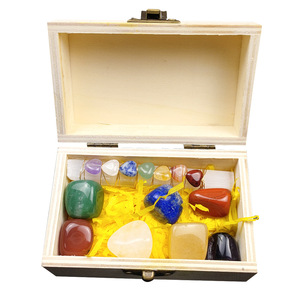 Kit de Cristales Curativos Premium en Caja de Madera - Juego de 7 Chakras, Piedras Pulimentadas, Cristal de Cuarzo con Péndulo de Amatista - Product Image 3