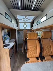 Camping-car Sinotruk <span class=keywords><strong>Pioneer</strong></span> V Pop Top, moteur diesel Weichai 2.0T, véhicule de tourisme extérieur personnalisé en usine avec cuisine - Product Image 3