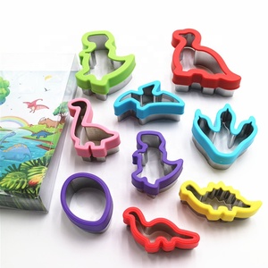 <span class=keywords><strong>Emporte</strong></span>-pièces en forme de patte de dinosaure pour fête d'anniversaire d'enfants - 3 x 4 pouces - <span class=keywords><strong>Emporte</strong></span>-pièces pour biscuits et fondant - Acier inoxydable - Product Image 1