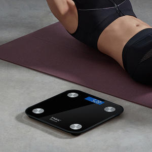 Balance connectée Tiansheng pour la mesure de la graisse corporelle, en verre rectangulaire noir et blanc, alimentée par piles, pour usage domestique - Product Image 3