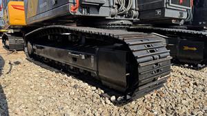 Excavatrice Volvo d'occasion, 90% d'occasion, modèle EC240, grande capacité, 24 tonnes, fabriquée en Corée, pour travaux agricoles et de construction. - Product Image 5