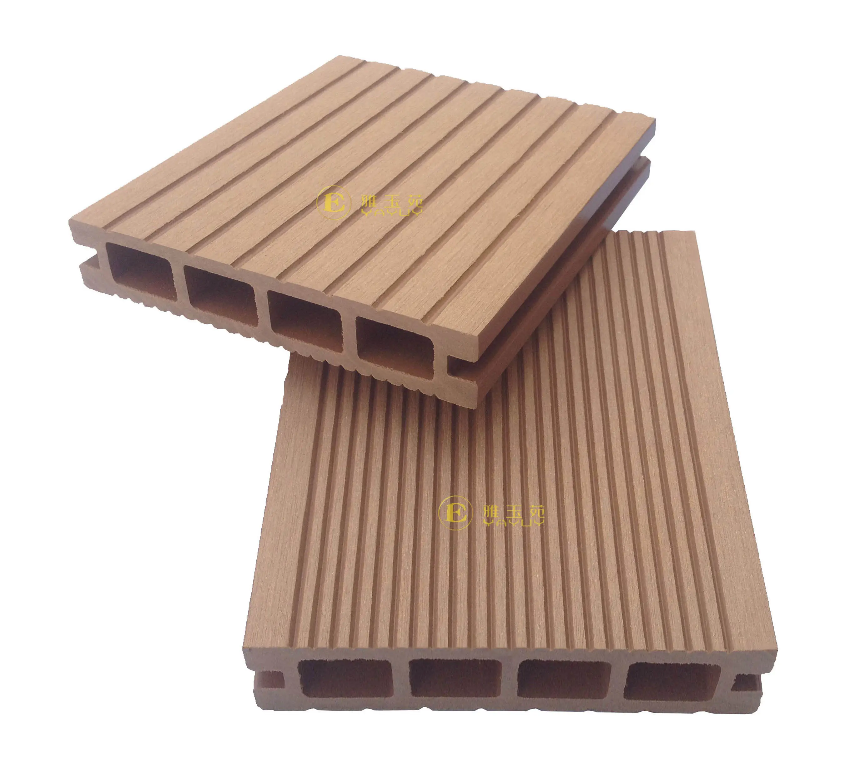 Decking in WPC composito antiscivolo resistente alla corrosione