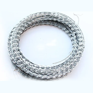 Hoja de afeitar <span class=keywords><strong>Concertina</strong></span> Alambre de afeitar Cercado DE SEGURIDAD Alambre de púas con longitud de lengüeta 10mm-65mm y espacio de lengüeta 10cm-14cm - Product Image 6