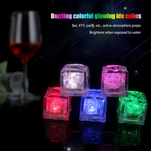 Cubetti di ghiaccio LED per bevande bagliore impermeabile nel liquido scuro attivato per la festa di casa Bar decorazione di nozze accessori per bevande - Product Image 6