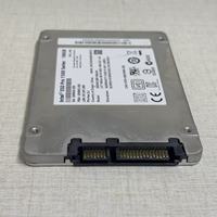 Intel SSD Pro 1500 Series 180 Go 2,5 pouces SATA III 6 Gb/s MLC SSD Disque SSD d'occasion testé