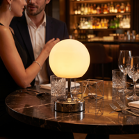 Lámpara de Mesa LED Moderna con Pantalla de Ópalo Metálico Cromado, 3 Colores, Atenuación Táctil, Inalámbrica, Recargable, para Mesita de Noche