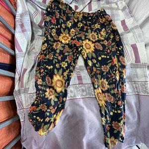 <span class=keywords><strong>Waka</strong></span> <span class=keywords><strong>Waka</strong></span> กางเกงผ้าฝ้ายสำหรับผู้หญิงมือสอง - Product Image 2