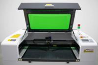 Graveur laser CO2 de bureau économique 7050 60W/80W/100W |   Conception compacte pour le bricolage et les petites entreprises |   Quantité minimale de commande faible