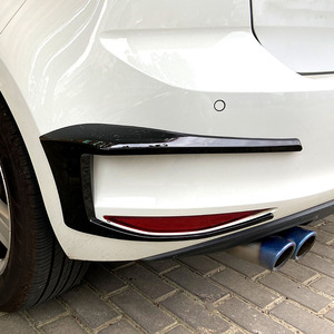 2 PCS/Set ABS Gloss Black Car Rear Bumper Fins Splitters Trims pour Volkswagen <span class=keywords><strong>Golf</strong></span> <span class=keywords><strong>7</strong></span> <span class=keywords><strong>R400</strong></span> 2012-2015 - Product Image 4