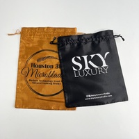 Sacs d'emballage personnalisés de haute qualité, luxueux, réutilisables, recyclables, en tissu doux, en satin de soie, imperméables, anti-poussière, promotionnels, couleur personnalisée