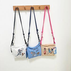 Borsa a Tracolla AFGH Warner Ufficialmente Autorizzata, Alta Qualità, Chiusura con Cerniera in Nylon, Ricamo - Product Image 3