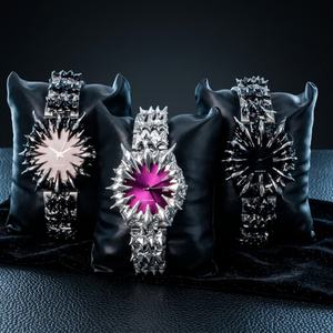 Reloj de Acero Inoxidable Personalizado para Hombre, Estilo Gótico, Rebelde, Escultural, Artístico, Lujoso y Masculino - Product Image 1