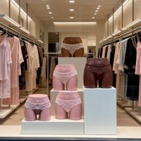 Mannequin demi-corps féminin en fibre de verre, plusieurs tons de peau, pour présentation de sous-vêtements, pose yoga debout, modèle court aux hanches