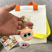 Porte-clés en peluche personnalisés en gros, adorables monstres de dessin animé avec lunettes et accessoires en perles, pendentifs pour sacs de filles