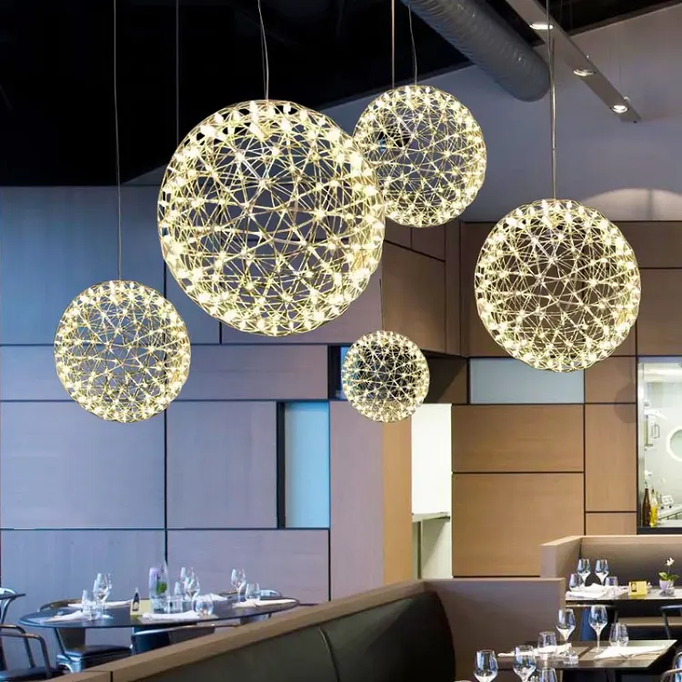 โคมไฟระย้ารูปดาวประกายอันสร้างสรรค์แบบทันสมัยไฟ LED ทรงลูกบอลดอกไม้ไฟสำหรับบ้านร้านค้าวิลล่าร้านอาหาร