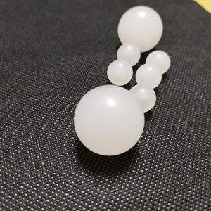 Billes en plastique POM Acetal Delrin solides à bas prix, <span class=keywords><strong>PA</strong></span> PTFE PP Polypropylène moulées par injection, surface sphérique miroir, diamètre. 3mm-5mm march <span class=keywords><strong>expo</strong></span> 2026 - Product Image 4