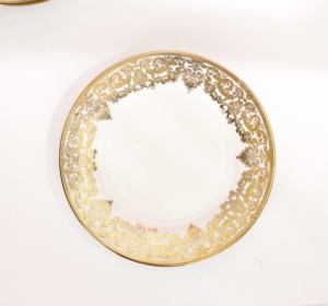 Juego de vajilla de <span class=keywords><strong>porcelana</strong></span> blanca creativa con borde de cuentas doradas, plato y <span class=keywords><strong>platos</strong></span> modernos ecológicos para decoración del hogar o boda - Product Image 5