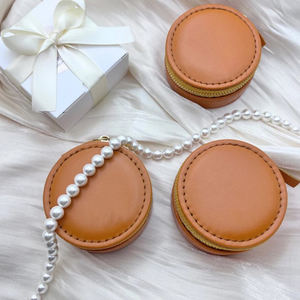 Estuche de Viaje Mini para Joyas de Cuero PU con Logotipo Personalizado, Hermoso Organizador de Joyas con Cierre, para Collares, Aretes y Accesorios - Product Image 6