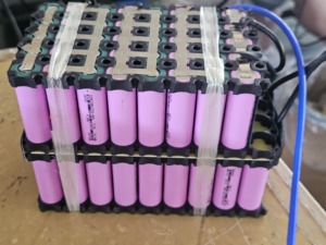 Paquete de Baterías de Litio SINC 60V20Ah, Más de 1000 Ciclos, con BMS Inteligente para Motocicletas y Scooters Eléctricos, Fabricante OEM ODM - Product Image 3