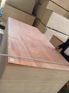 Contreplaqué commercial 18 mm pour l'intérieur et la construction - Panneau à âme en peuplier à <span class=keywords><strong>prix</strong></span> compétitif - Product Image 4