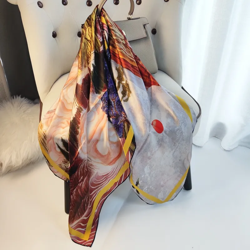 女性のためのデザイナー高級シルクスカーフカスタムツイルバッグスカーフシルクロゴ付きカスタムシルクスカーフ