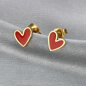 Pendientes de acero inoxidable de plástico rojo amor creativo temperamento de moda europea y americana 2025 - Product Image 5