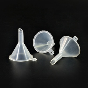 Mini liquid guiding plastic separatory Funnel with pouring spout