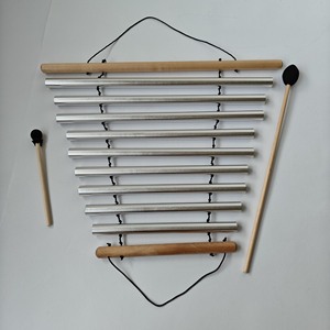 Campana <span class=keywords><strong>de</strong></span> <span class=keywords><strong>Viento</strong></span> <span class=keywords><strong>de</strong></span> <span class=keywords><strong>Metal</strong></span> <span class=keywords><strong>de</strong></span> 9 Tonos con Manivela, Instrumento <span class=keywords><strong>de</strong></span> Percusión para Sanación con Sonido, Meditación y Yoga - Product Image 2