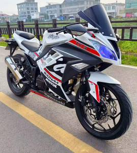 คาวาซากิ นินจา250 มอเตอร์ไซค์สปอร์ตมือสอง 250 ซีซี สภาพดี ปรับแต่งได้ เหมาะสำหรับมือใหม่ ขับขี่ในเมือง - Product Image 1