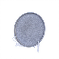 Service de table contemporain en grès gris |   Assiettes, bols et tasses |   Céramique de qualité supérieure |   Compatible micro-ondes et lave-vaisselle |   Anti-fuite