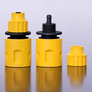 Conector Rápido de Agua de Tres Vías Guoma Ruixiang, Adaptador de Manguera de Plástico para Lavadora de Autos, Acoplamiento Rápido para Máquina de Lavado de Autos - Product Image 1