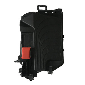 Cerradura de Plástico para Compartimento del Motor Mercedes-Benz Clase CLA W117 W246 2465403803 Pieza Moldeada por Inyección ABS - Product Image 2