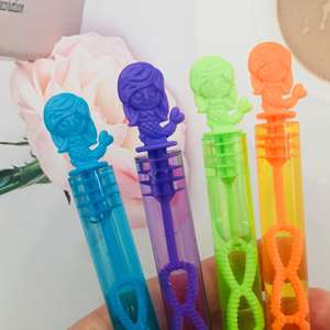 Varitas de Burbujas Mini al por Mayor, Pequeños Regalos para Fiestas en Varios Colores, Juguetes de Plástico para Niños, Cajas de Regalo y Premios para el Verano al Aire Libre - Product Image 6