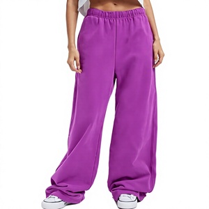 Pantalon de survêtement en molleton à jambes larges pour femme, coupe ample, taille élastique, longueur intégrale, couleur unie, décontracté et élégant - Product Image 1