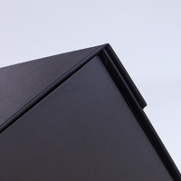 Caja Cosmética Personalizada Minimalista en Negro Mate con Diseño Geométrico, Empaque Premium para Gafas y Cuidado de la Piel