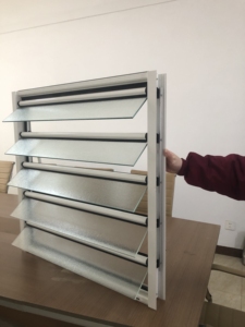 Trung Quốc Nhà cung cấp hàng đầu khu dân cư nội bộ phòng tắm Nhôm louver cửa sổ màn trập Kính louver cửa sổ để bán - Product Image 6